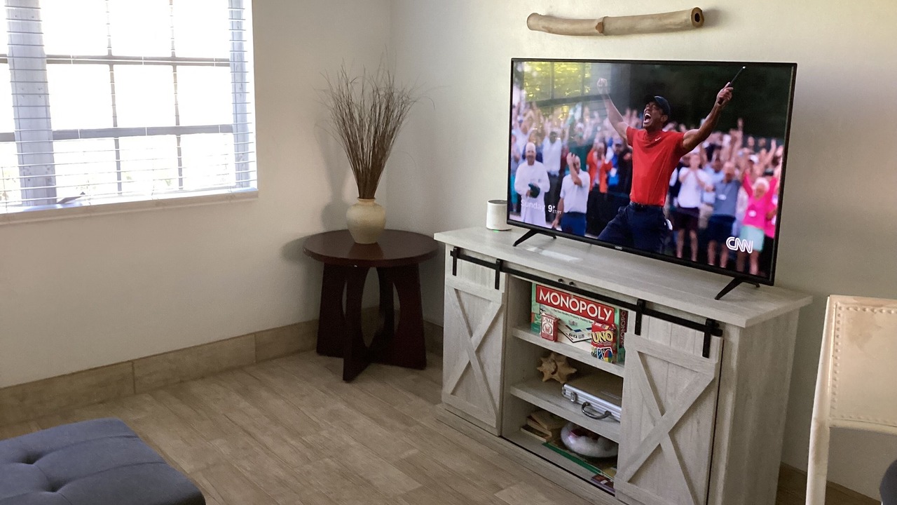 Photo of Livingroom in Cockburn Town