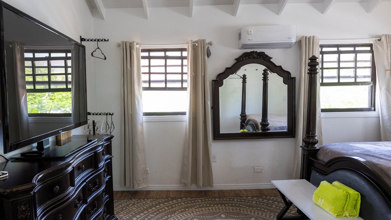 Photo of Bedroom in Cockburn Town
