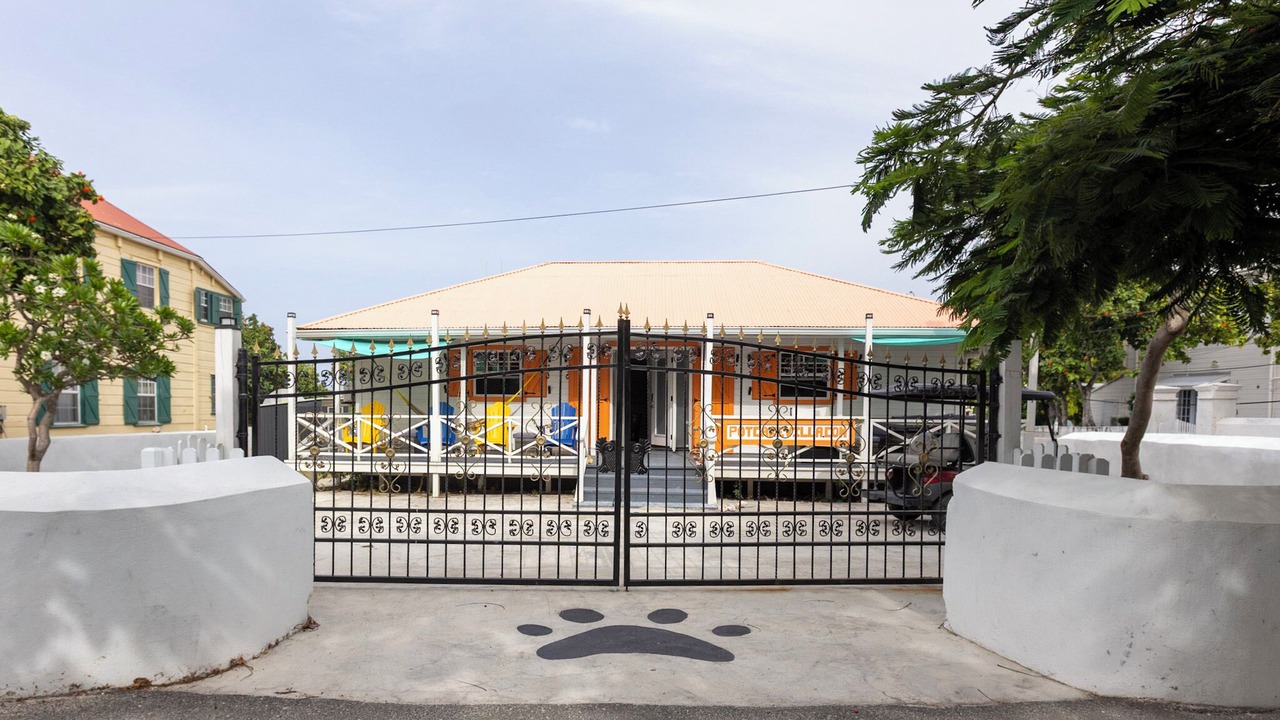 Photo of Outdoor in Cockburn Town