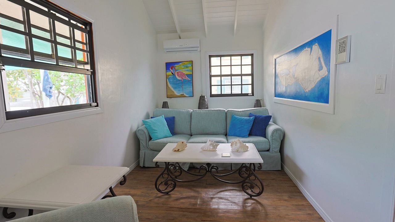 Photo of Livingroom in Cockburn Town
