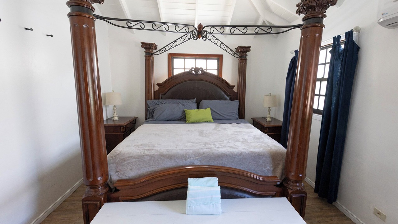 Photo of Bedroom in Cockburn Town