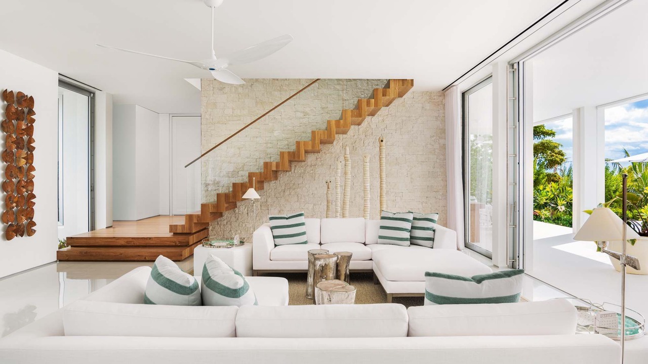Photo of Livingroom in Leeward Settlement