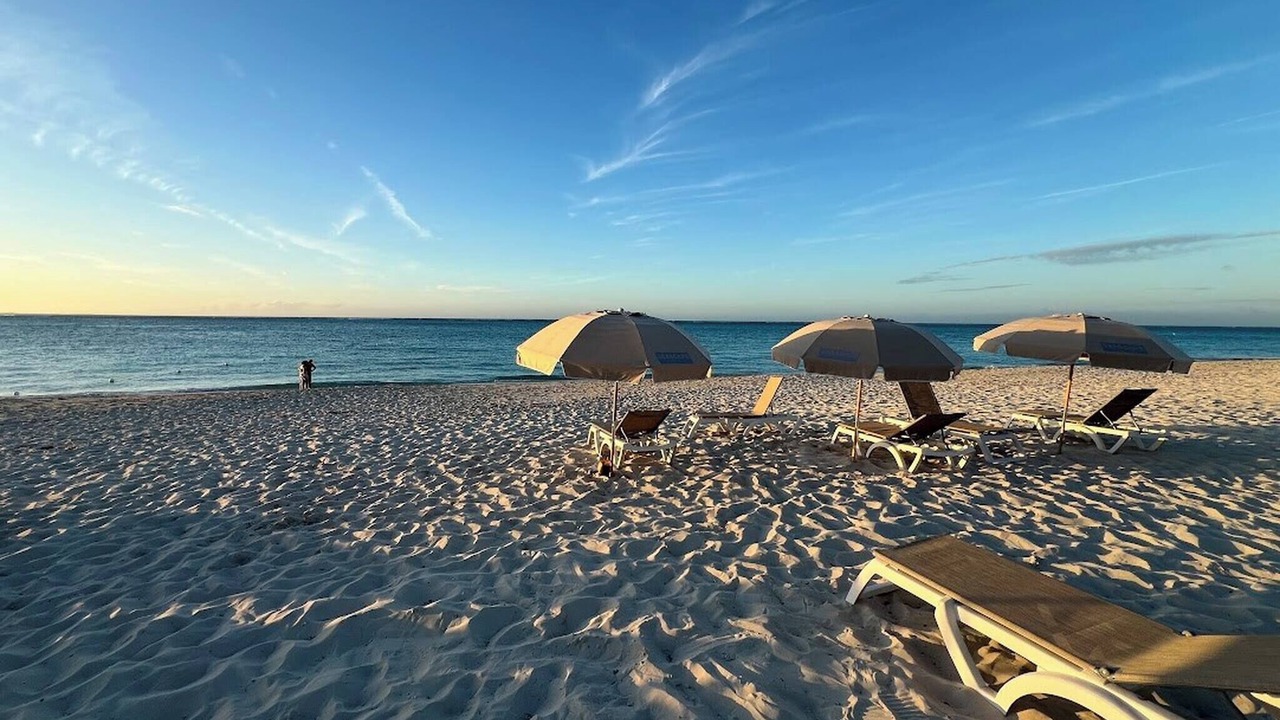 Photo of Others in Grace Bay