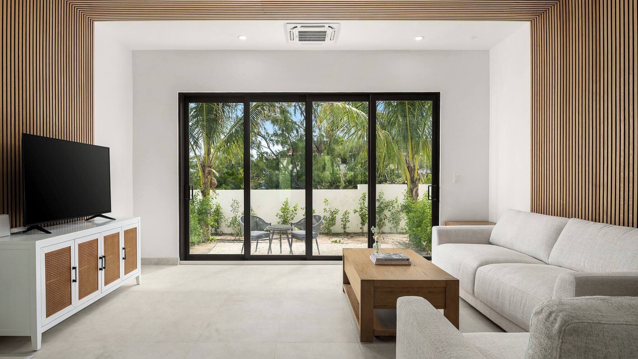 Photo of Livingroom in Grace Bay