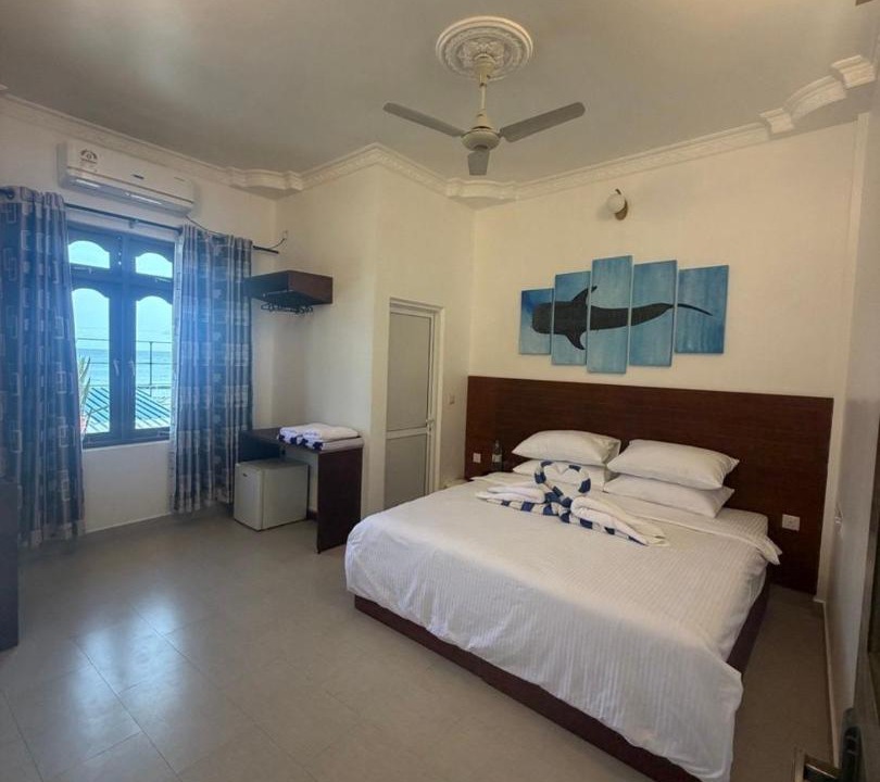 Photo of Bedroom in Omadhoo