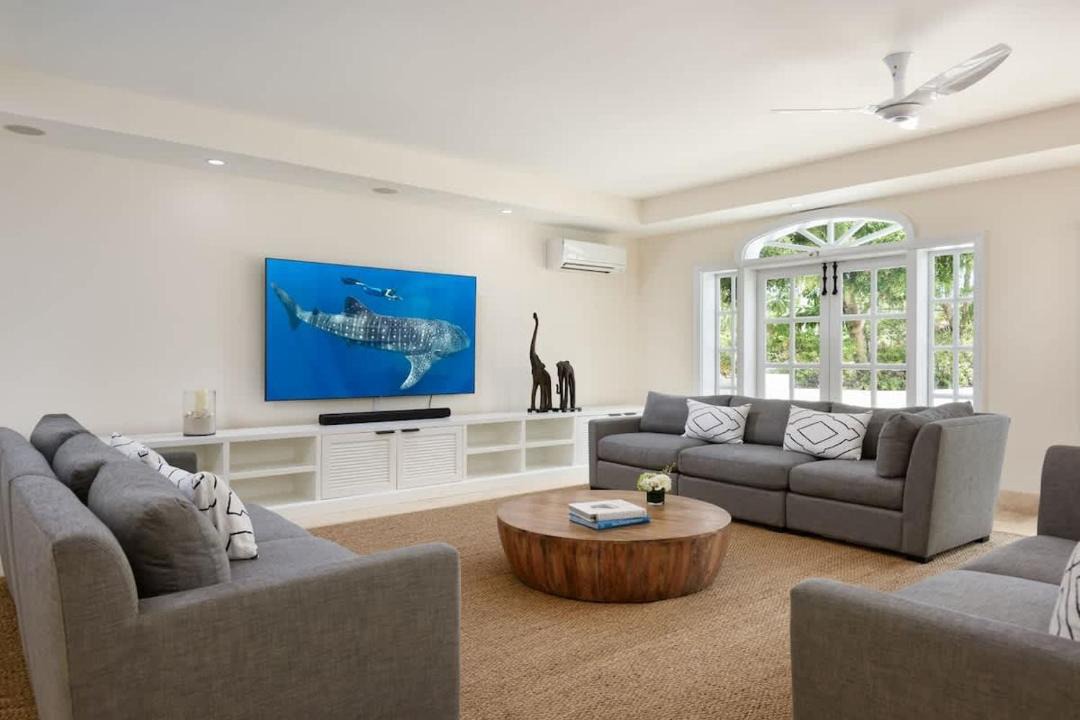 Photo of Livingroom in Long Bay