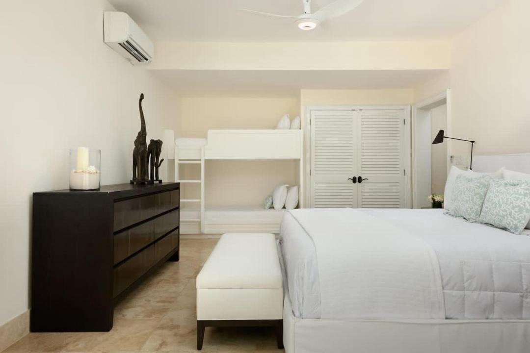 Photo of Bedroom in Long Bay