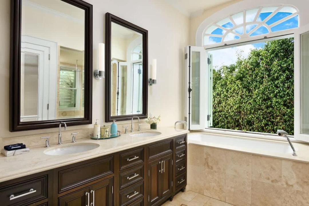 Photo of Bathroom in Long Bay
