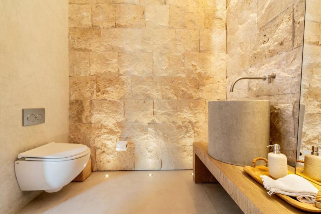 Photo of Bathroom in Long Bay