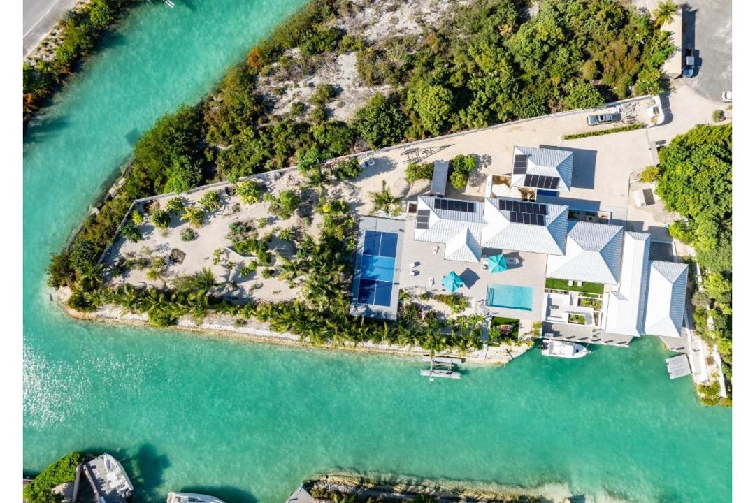 Photo of Others in Caicos Islands
