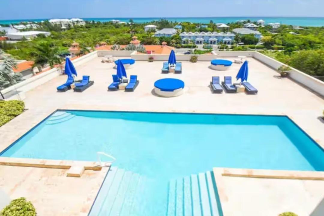 Photo of Others in Grace Bay