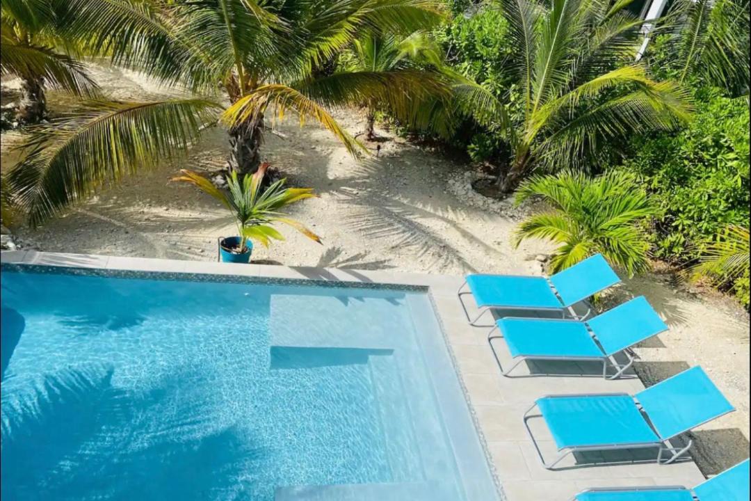 Photo of Others in Grace Bay