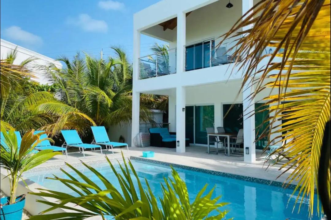 Photo of Others in Grace Bay