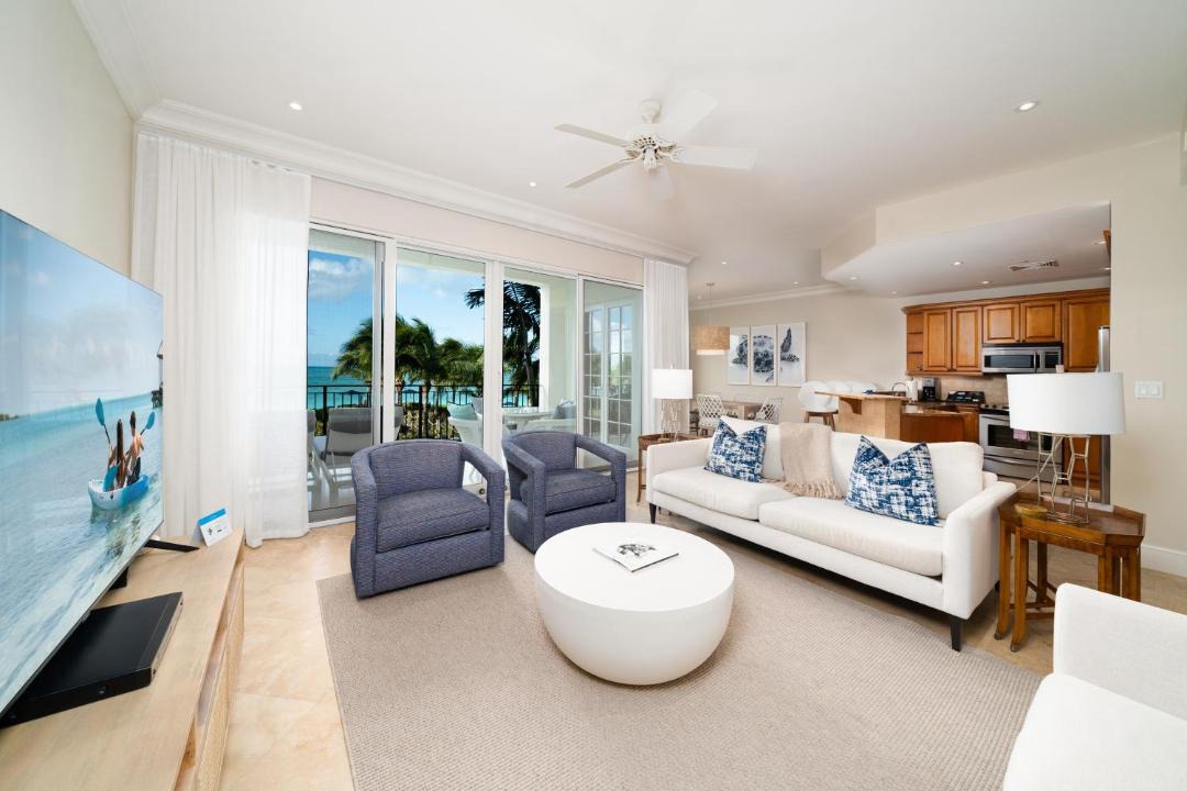 Photo of Others in Grace Bay