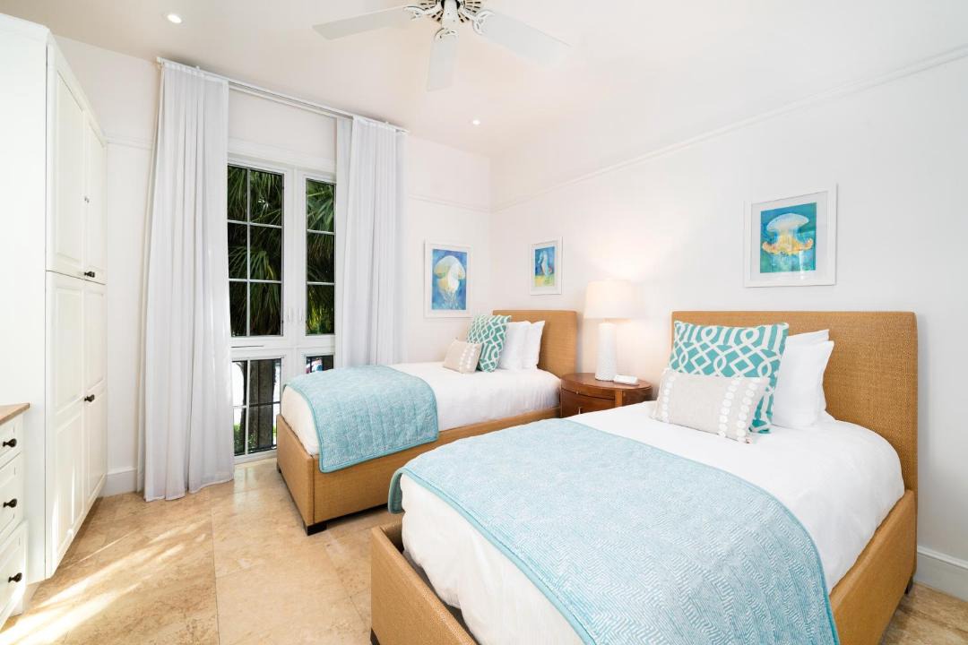 Photo of Others in Grace Bay