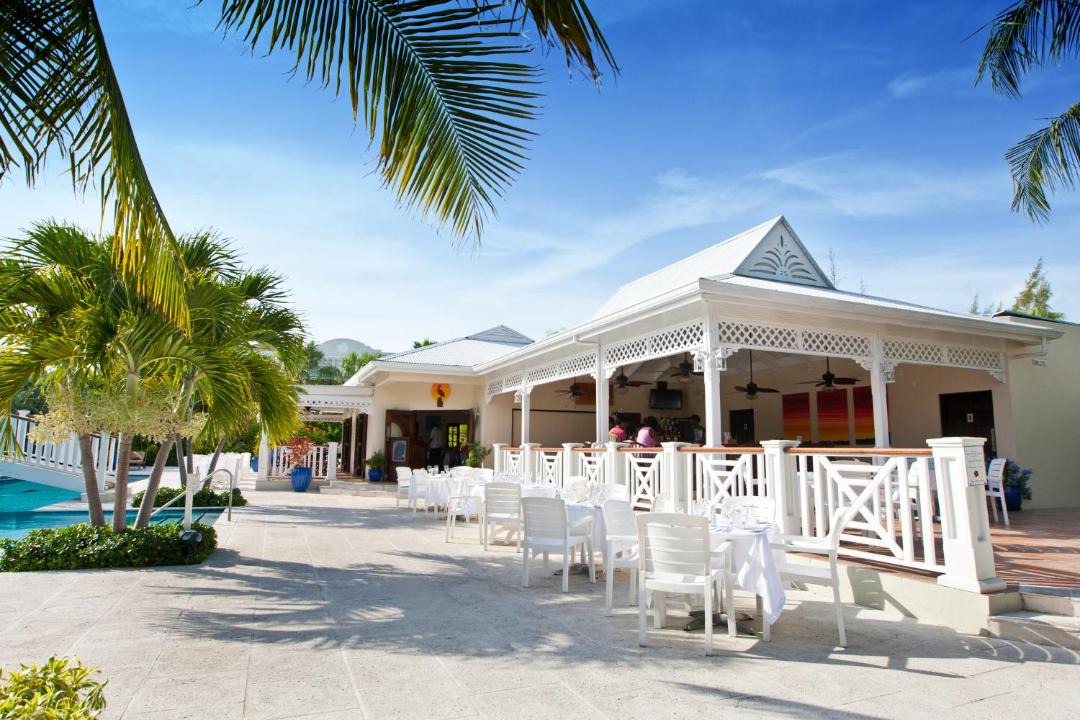 Photo of Others in Grace Bay