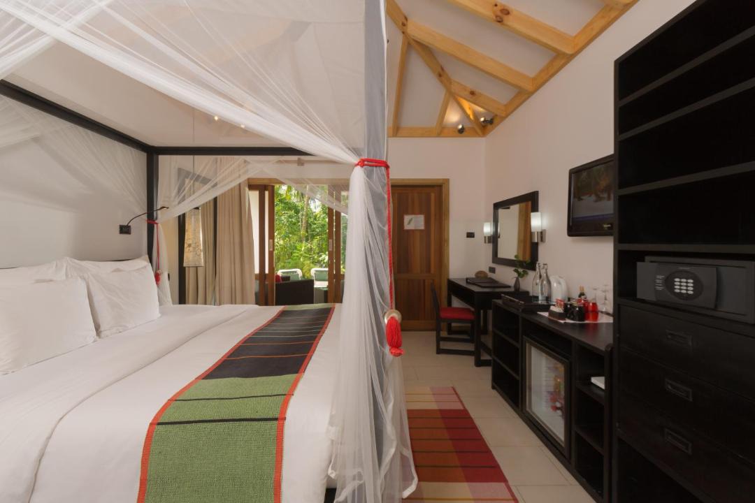 Photo of Bedroom in Vilamendhoo Island