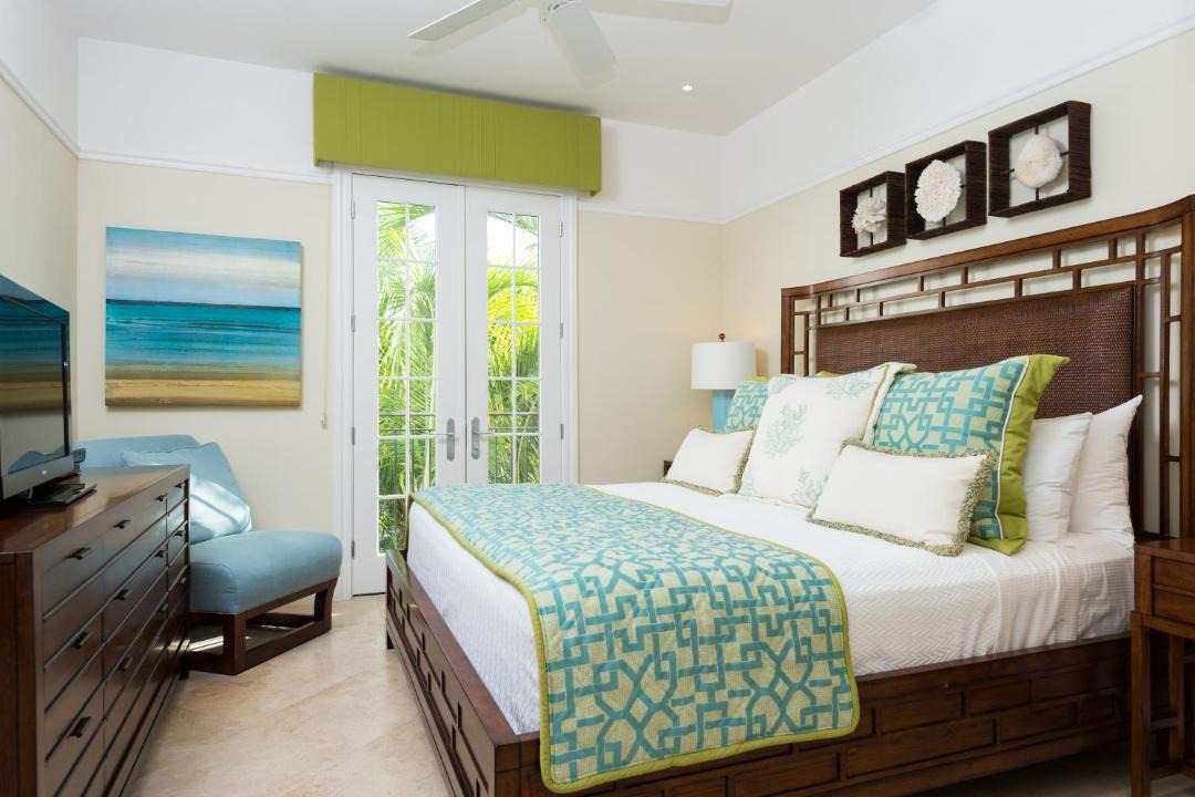 Photo of Others in Grace Bay