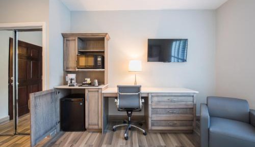 Double Queen Room