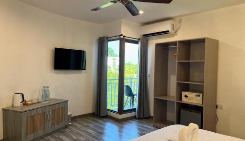 Superior Suite with Balcony