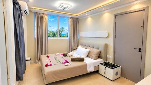 Double Room with Balcony and Sea View