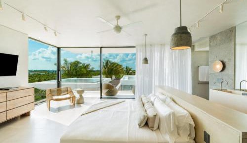 Villa - Beach Front