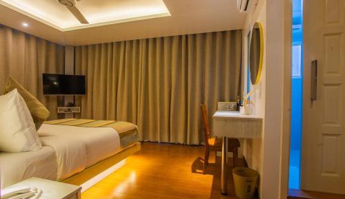 Queen Room with Sea View