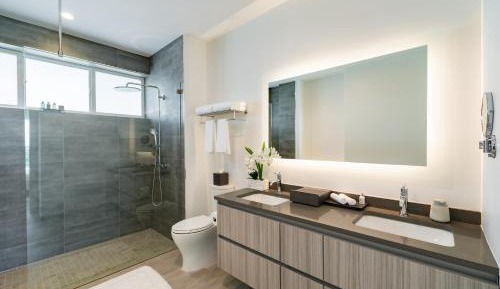 Junior Suite with Balcony