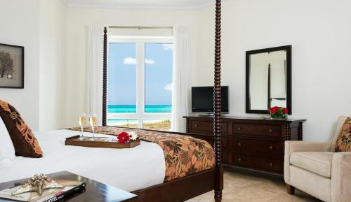 Luxury Two-Bedroom Suite - Oceanfront