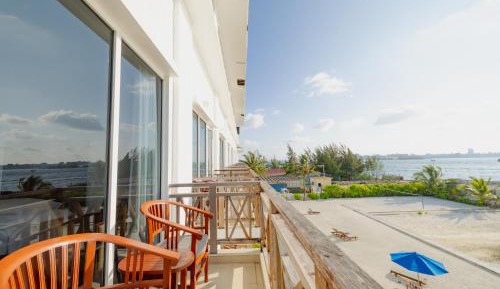 Deluxe Seaview View Twin