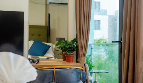 Deluxe Double Room with Balcony