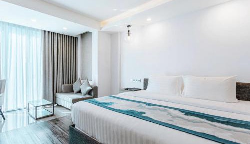 Premier Room (Free Return Airport Transfer & 10% off on Food & Beverage)