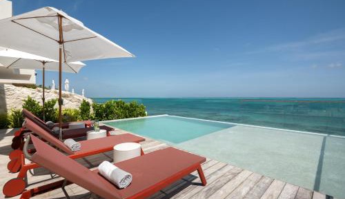North Shore 3 Bedroom Oceanfront House 