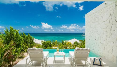 Suite with Private Pool