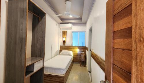 Budget Single Room