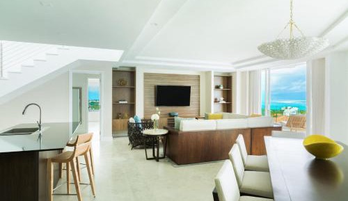 Two-Bedroom Penthouse with Oceanfront