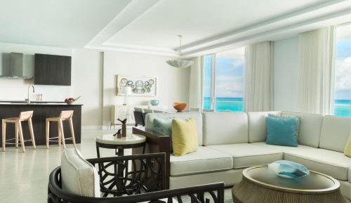 Two-Bedroom Residence with King and Two Queen Beds