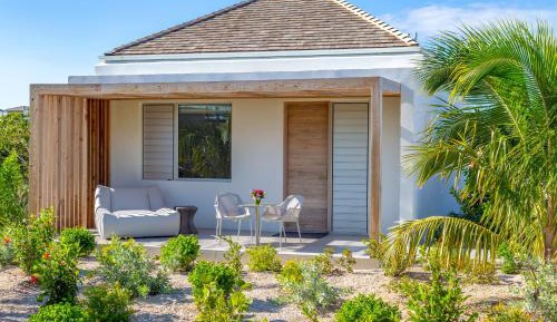 Long Bay 6 Bedroom Beachfront Villa 