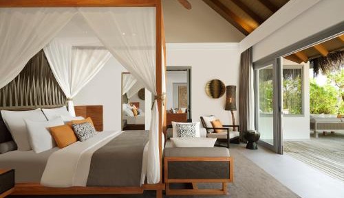 One Bedroom Beach Pool Residence