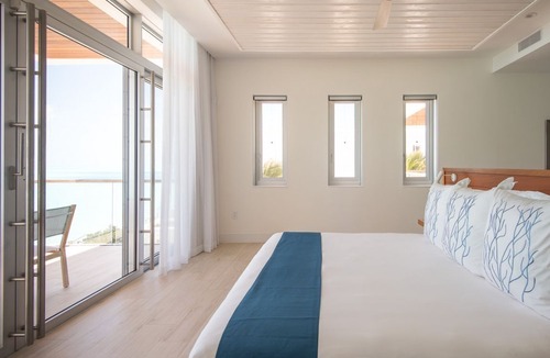 Venetian Road Settlement Villa | Top villa with fantastic views