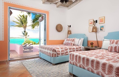 Ocean Point Villa | Aqua Pulchra Summary: