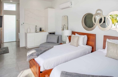 Long Bay House | Oceanside Vacation Villa with Private Pool and Resort Amenities v10