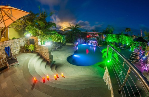 Venetian Road Settlement Hotel | Kokomo Botanical Resort - Caribbean Family Cottages