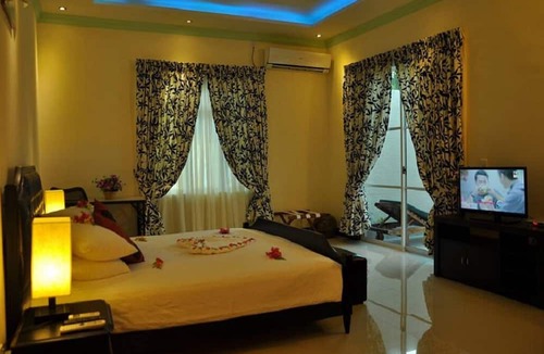 Hulhudhoo Hotel | Charming Holiday Lodge