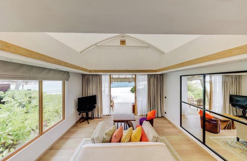 Hakuraa Huraa Hotel | Cinnamon Hakuraa Huraa Maldives - All Inclusive Adults-Only