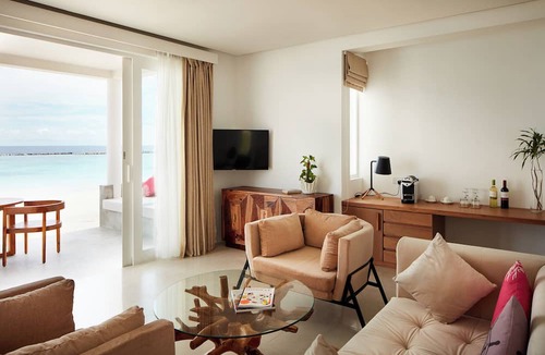 Dhaalu Resort | Sun Siyam Iru Veli - 24 Hours All-Inclusive
