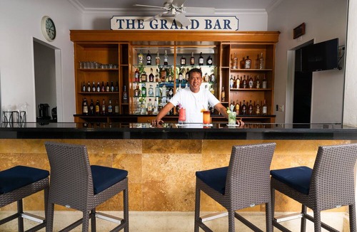 Grace Bay Hotel | The Regent Grand