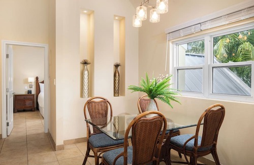 The Bight Hotel | Bungalows at Windsong on the Reef