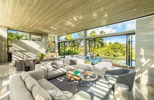 The Bight Villa | Villa Islander - Grace Bay Modern - owner list