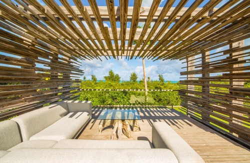 The Bight Villa | Villa Islander - Grace Bay Modern - owner list